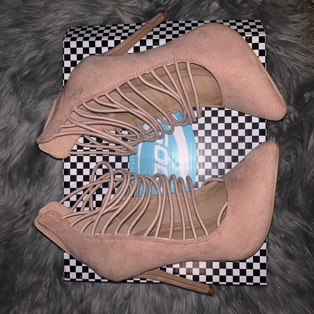Blush pink staple heels